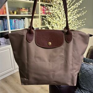 Longchamp ‘Le Pilage Original M Tote’